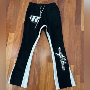 Retrovert Sweatpants